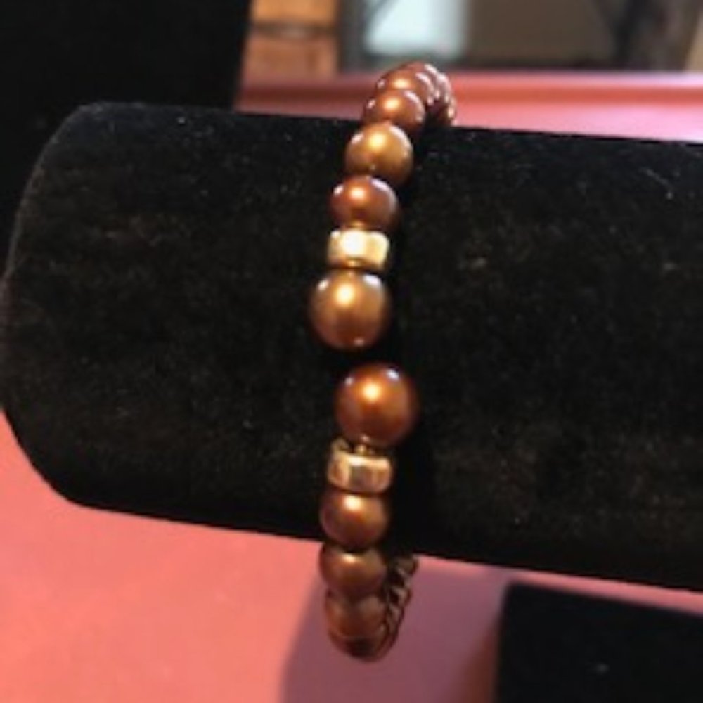 Pearl cuff